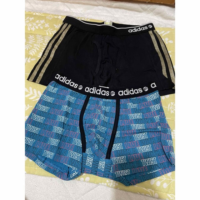 adidas(アディダス)の新品未使用　アディダス　メンズ　ボクサーパンツ　ネオ　2枚セットM黒　青 メンズのアンダーウェア(ボクサーパンツ)の商品写真