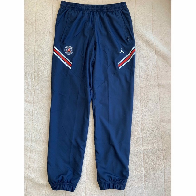 Paris Saint-Germain(パリサンジェルマン)のPSG ジョーダン トラックスーツ スポーツ/アウトドアのサッカー/フットサル(ウェア)の商品写真