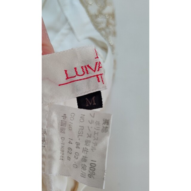 LUIVALTA 袖無し トップス ブラウス シャツ ホワイト&ゴールド M レディースのトップス(カットソー(半袖/袖なし))の商品写真