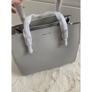 チャールズアンドキース(Charles and Keith)のチャールズアンドキース クラシックダブルハンドルトートバッグ(トートバッグ)