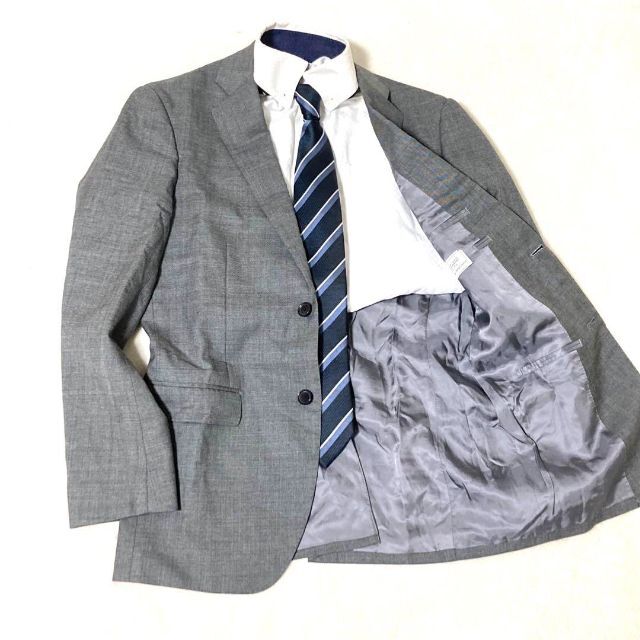 TOMORROWLAND(トゥモローランド)のトゥモローランドブルーワーク　スーツ　グレー　46　46　美品　2B メンズのスーツ(セットアップ)の商品写真