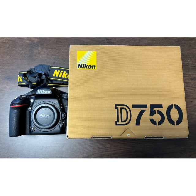 最も優遇 Nikon ほかレンズ3点セット ボディ D750 【美品】Nikon