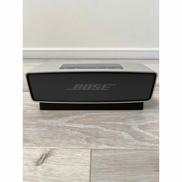 BOSE(ボーズ)の【美品・トラベルケース付き】BOSE SOUNDLINK MINI スピーカー スマホ/家電/カメラのオーディオ機器(スピーカー)の商品写真