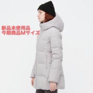 UNIQLO - ストレッチシームレスダウンショートコート 今季Mサイズの ...