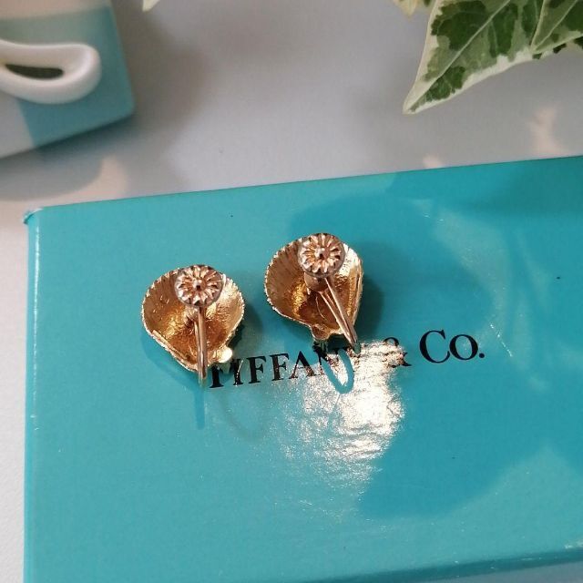 Tiffany & Co.(ティファニー)のティファニー　シェルモチーフ　サファイアイヤリング　貝殻　Tiffany　美品 レディースのアクセサリー(イヤリング)の商品写真