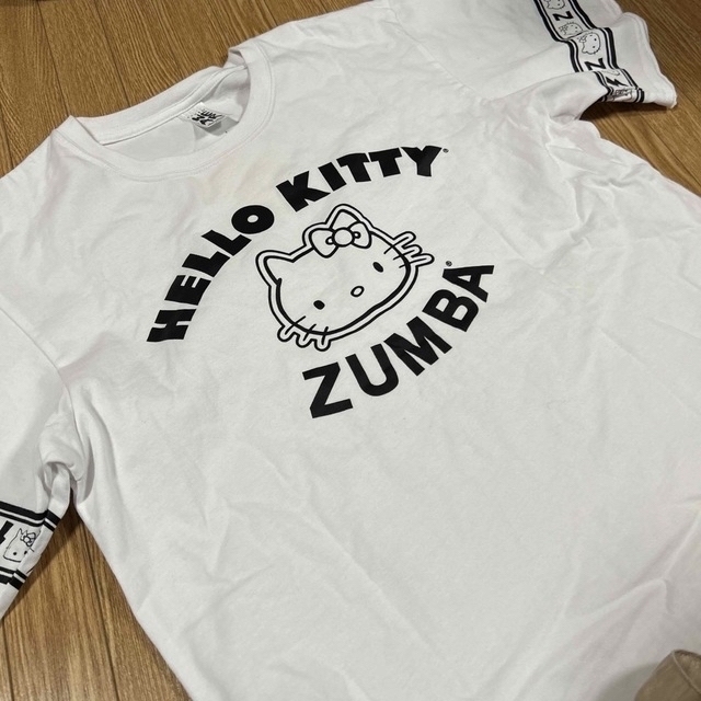 Zumba(ズンバ)のハローキティ　ZUMBA Tシャツ スポーツ/アウトドアのスポーツ/アウトドア その他(ダンス/バレエ)の商品写真