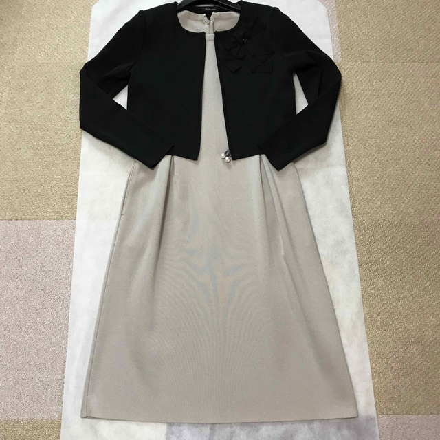 Reneルネ★銀座限定 ピークス ワンピース★グレージュ★34