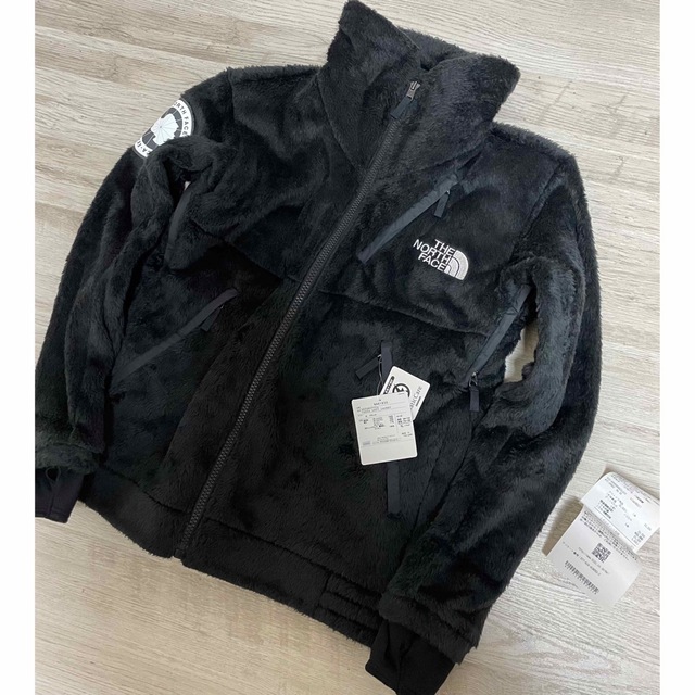 THE NORTH FACE(ザノースフェイス)のタグ付き新品　XL ノースフェイス　アンタークティカ・バーサロフト・ジャケット メンズのジャケット/アウター(ブルゾン)の商品写真