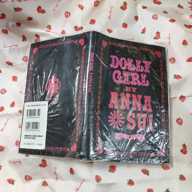 ANNA SUI(アナスイ)のANNA SUIさんブックカバー新品 ハンドメイドの文具/ステーショナリー(ブックカバー)の商品写真