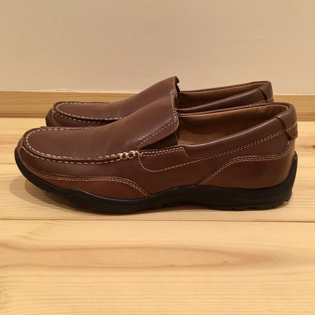 Cole Haan(コールハーン)の【中古】COLE HAAN メンズ 革靴 ローファー 箱付き メンズの靴/シューズ(ドレス/ビジネス)の商品写真