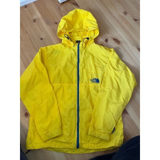 ザノースフェイス(THE NORTH FACE)のキッズ150 　THE NORTH FACE ナイロンパーカー(ジャケット/上着)