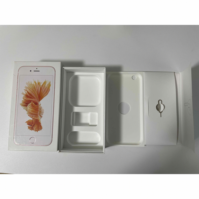 iPhone(アイフォーン)の中古 SIMフリー iPhone6S 16GB ローズゴールド スマホ/家電/カメラのスマートフォン/携帯電話(スマートフォン本体)の商品写真