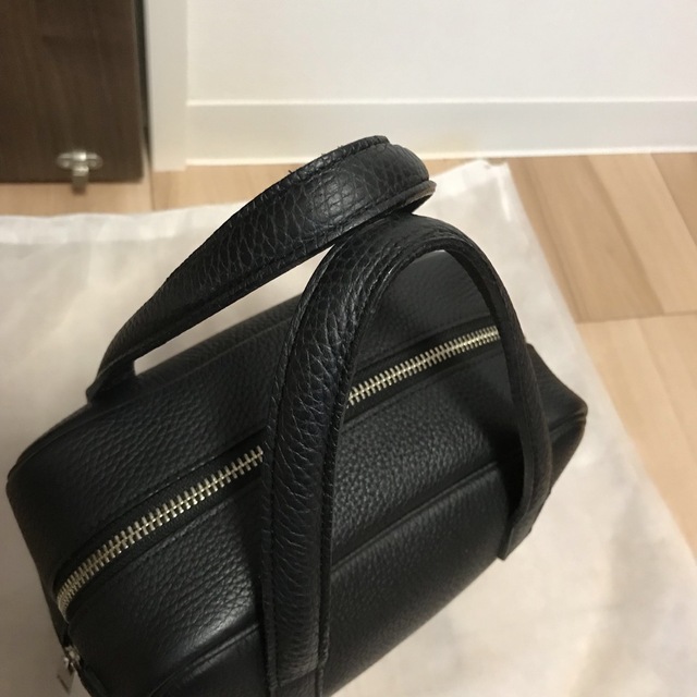 大人も着やすいシンプルファッション chiiiibag チーバッグ スクエア
