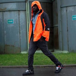 ザノースフェイス(THE NORTH FACE)のvirgil abloh着用　the north face マウンテンパーカー(マウンテンパーカー)