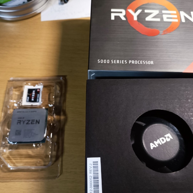 AMD RYZEN5600X リテールクーラー付き　6コア