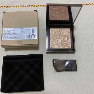 バーバリー(BURBERRY)のバーバリー　フレッシュグロウ　ハイライター04(フェイスパウダー)