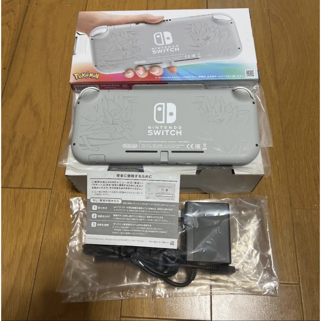 任天堂 - Nintendo Switch lite ザシアン•ザマゼンタ中古本体の通販 by