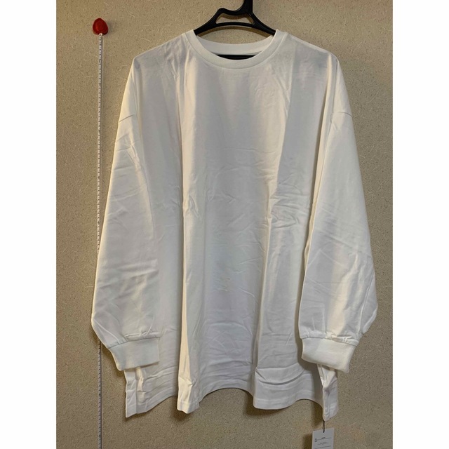 GRL(グレイル)のグレイルGRL ビッグロングTシャツ　白（新品未使用） レディースのトップス(Tシャツ(長袖/七分))の商品写真
