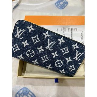 通販でクリスマス小物LOUIS VUITTON - 大人気 ルイヴィトン LV ジャガードデニム 長財布