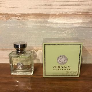 ヴェルサーチ(VERSACE)のVERSACE 香水(香水(女性用))