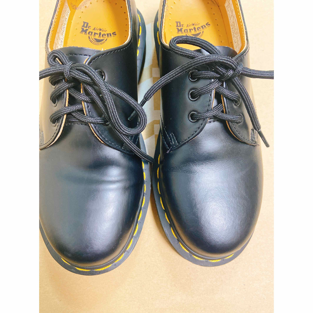 Dr.Martens(ドクターマーチン)の【美品】Dr. Martens ドクターマーチン 3ホール 黒 ブーツ UK4 レディースの靴/シューズ(ブーツ)の商品写真