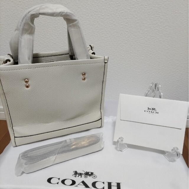 COACH(コーチ)のCOACH コーチ トートバッグ ハンドバッグ ホワイト デンプシー レディース レディースのバッグ(トートバッグ)の商品写真