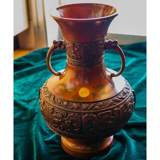鋳銅　金属製の花瓶、壺、鋳造品　皇室御用達　金メッキ菊紋　菊花紋章
