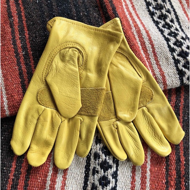グローブ からし色 アウトドア キャンプ ツーリング バイカー ハーレー  メンズのファッション小物(手袋)の商品写真