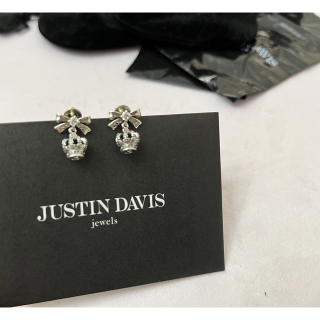 Justin Davis(ジャスティンデイビス)のジャスティンデイビス♡新品クラウンピアス 2個セット レディースのアクセサリー(ピアス)の商品写真