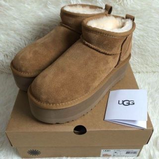 UGG - UGG クラシックウルトラミニプラットフォーム 23cm チェスナット