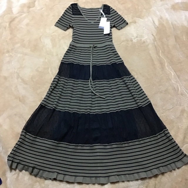 E84【新品・タグ付き】ダイアグラム ドットチュール切替ニットワンピース-