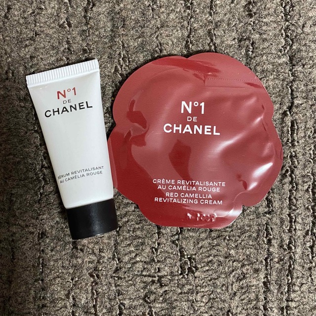 新品・未使用　　CHANEL 限定　カメリアルージュ，ハンドクリーム