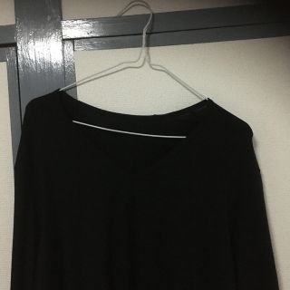 ユニクロ(UNIQLO)のヒートテック　Ｖネック　黒　XL(シャツ)