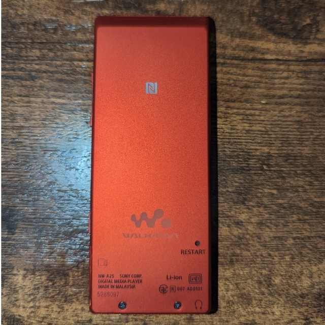 WALKMAN(ウォークマン)のSONY  ウォークマン Aシリーズ NW-A25(R) スマホ/家電/カメラのオーディオ機器(ポータブルプレーヤー)の商品写真