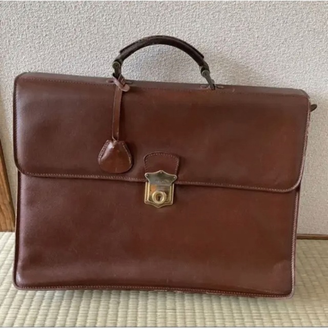 PRADA プラダ 本革 ブラウン ビジネスバッグ www.demarestfarms.com