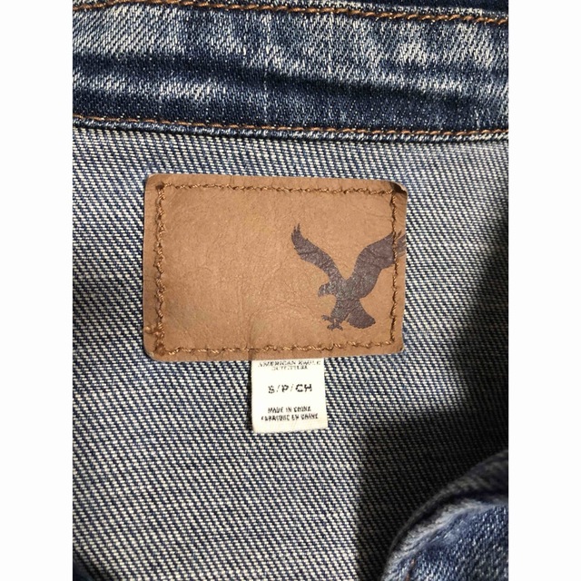 American Eagle(アメリカンイーグル)のアメリカンイーグル　デニムジャケット レディースのジャケット/アウター(Gジャン/デニムジャケット)の商品写真