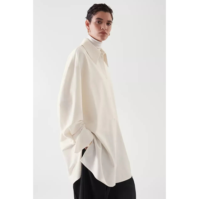 COS OVERSIZED-FIT LONGLINE SHIRT