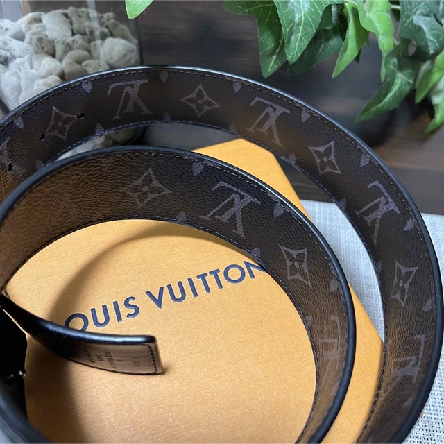 LOUIS VUITTON(ルイヴィトン)のLOUIS VUITTON ルイ・ヴィトン ベルト モノグラム ブラック メンズのファッション小物(ベルト)の商品写真