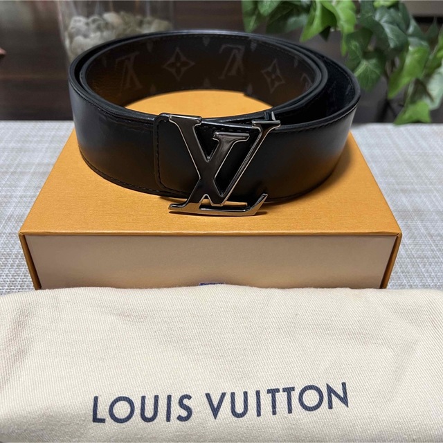 LOUIS VUITTON(ルイヴィトン)のLOUIS VUITTON ルイ・ヴィトン ベルト モノグラム ブラック メンズのファッション小物(ベルト)の商品写真