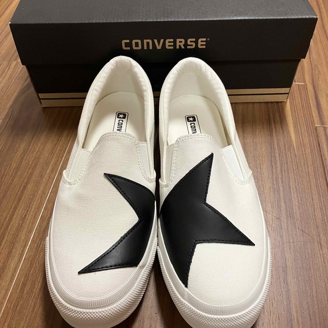 CONVERSE(コンバース)の新品未使用　コンバース　スキッドグリップ　27cm 箱あり メンズの靴/シューズ(スニーカー)の商品写真