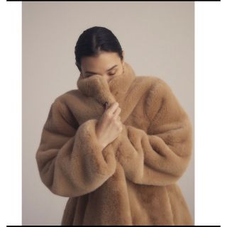 ☆美品☆RANDEBOO ランデブー Melt Fake Fur Coat  白