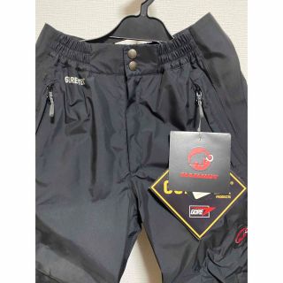 マムート(Mammut)の新品未使用　マムート　ゴアテックス　パンツ(登山用品)