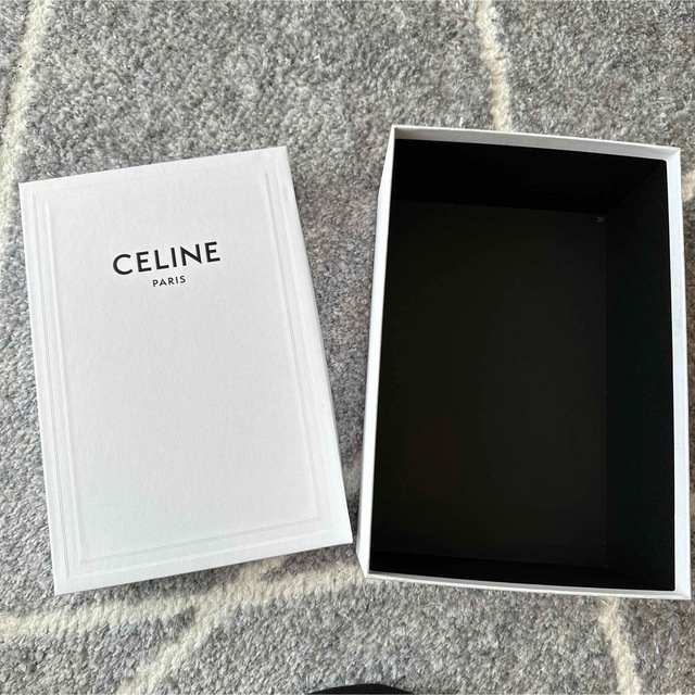 CEFINE(セフィーヌ)のCELINEセリーヌ靴空箱 レディースのバッグ(ショップ袋)の商品写真