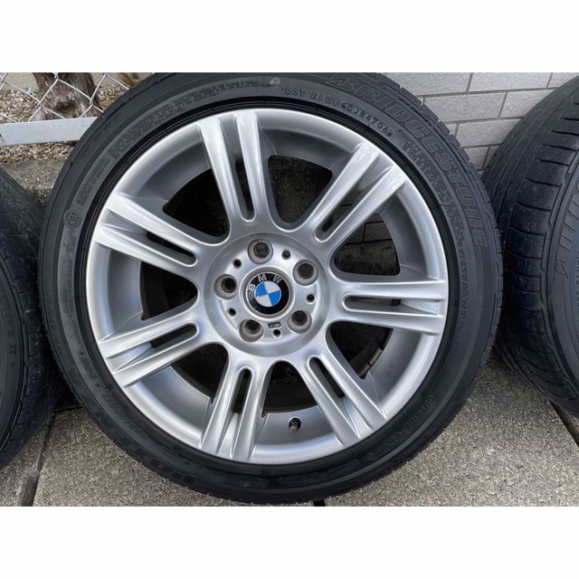 男女兼用 BMW320i Mスポーツ純正ホイールとブリヂストンRE050Aです