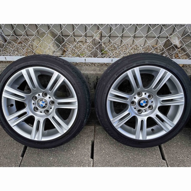男女兼用 BMW320i Mスポーツ純正ホイールとブリヂストンRE050Aです
