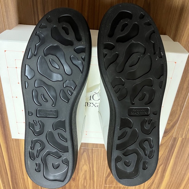 Alexander McQueen - 新品未使用 アレキサンダーマックィーン Alexander McQueen - 新品未使用 アレキサンダーマックィーン