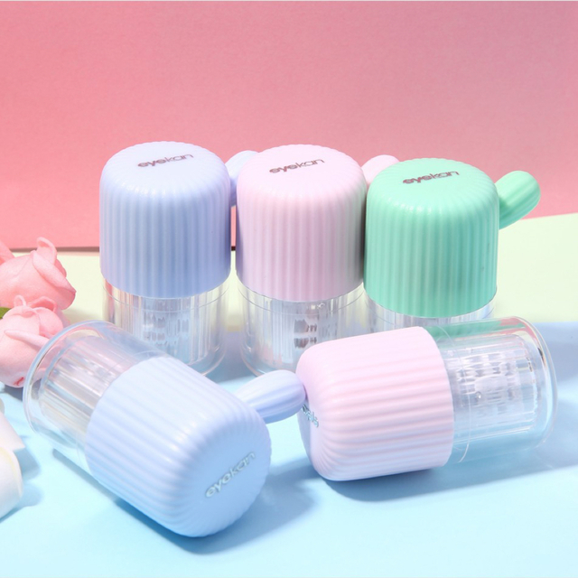 洗浄 ケース メイク用品 ピンク コスメ/美容のメイク道具/ケアグッズ(ボトル・ケース・携帯小物)の商品写真