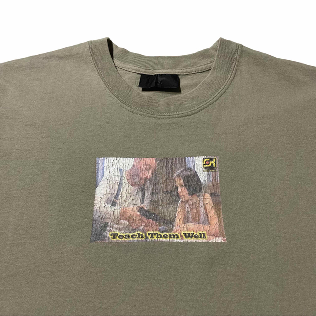 90s SERIAL KILLER LEON Vintage Movie Tee | www.jarussi.com.br