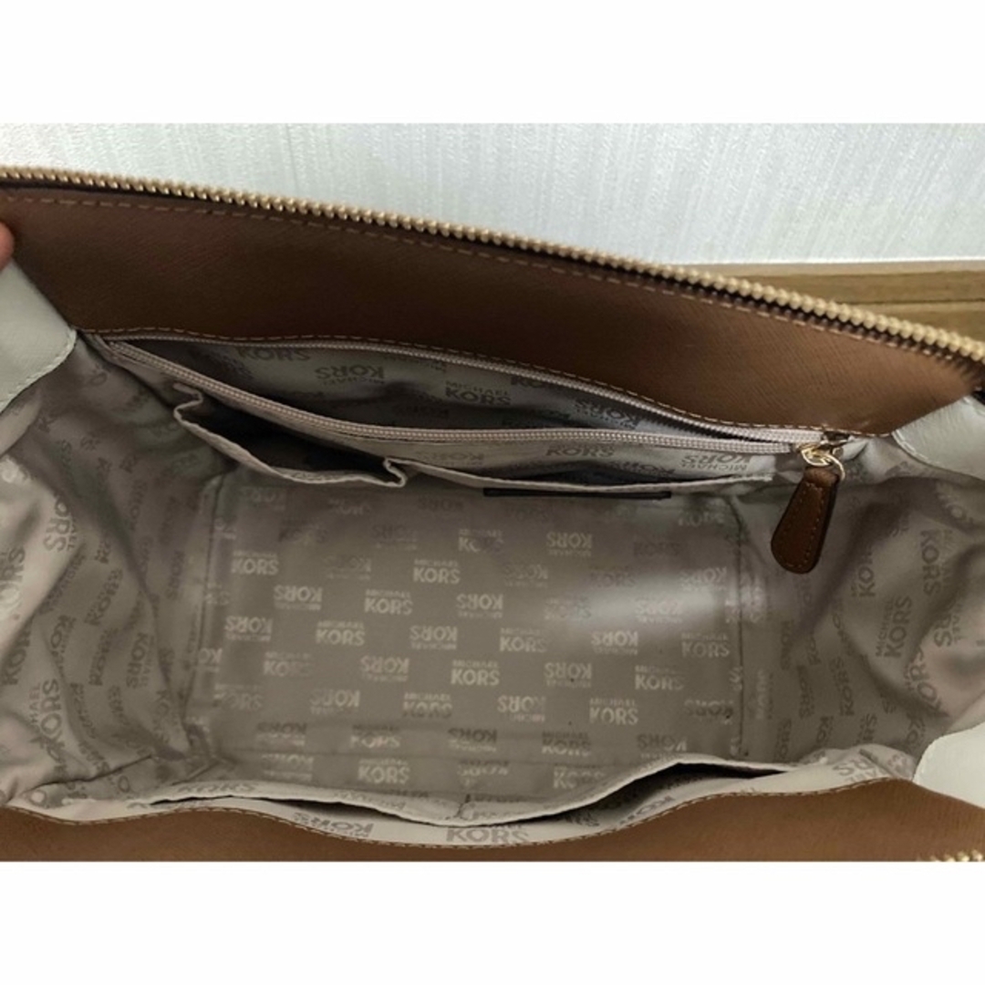 Michael Kors(マイケルコース)のMICHAEL KORS ショルダーバッグ　ハンドバッグ　2way レディースのバッグ(ハンドバッグ)の商品写真