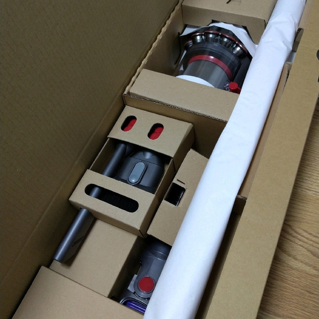値引き中!ダイソン Cyclone V10 Fluffy sv12 FF LF 値引き中!ダイソン Cyclone V10 Fluffy sv12 FF LF